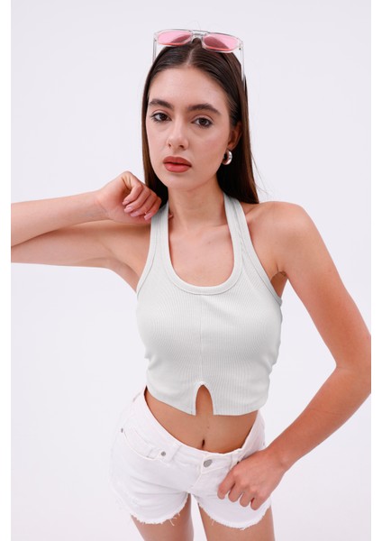 Dashed Halter Yaka Ön Yırtmaç Detaylı Kadın Crop Bluz, Sırt Dekolteli fiyatları