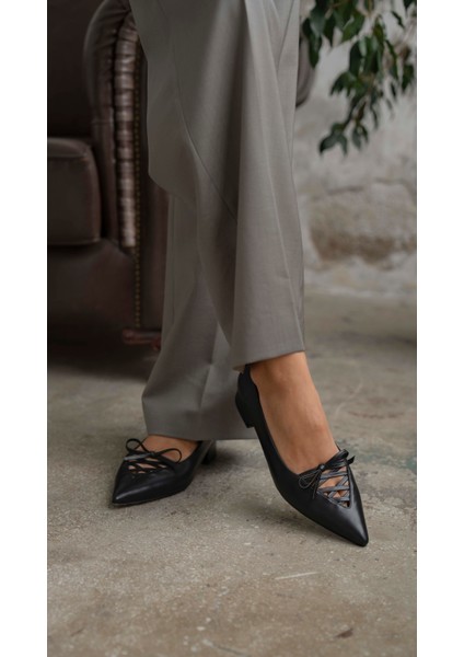 Forbes Siyah Hakiki Deri Topuklu Ayakkabı