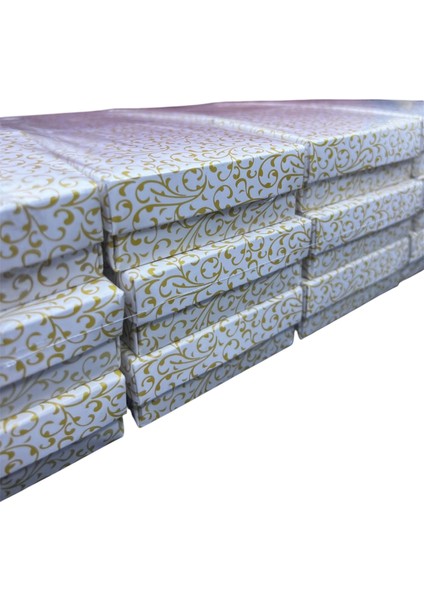 Karton Süngerli Beyaz Gold Çizgili Renk 8/6 cm 48 Adet Üçlü Set Takı Kutusu modelleri