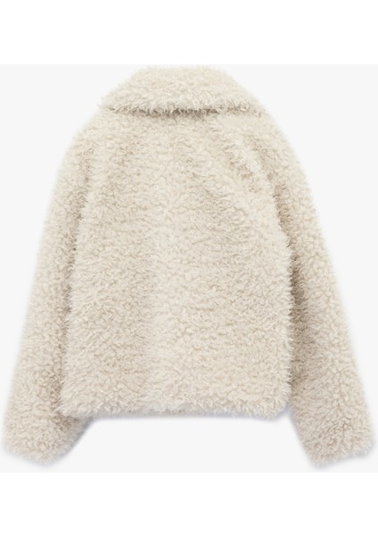 Oversize Uzun Kollu Klasik Yaka Peluş Ceket fırsatları