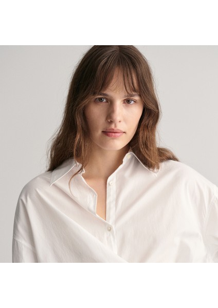 Kadın Beyaz Oversize Fit Klasik Yaka Gömlek