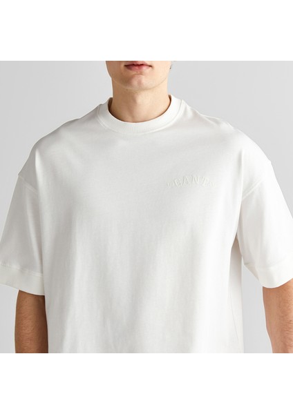 Erkek Krem Orijinal Fit Bisiklet Yaka Logolu T-Shirt fırsatları