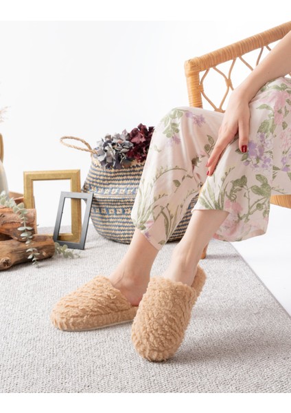 Sessiz Taban Kadın Günlük Çeyiz Terlik Kapalı Ev Terliği