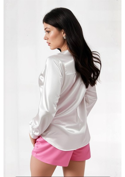 Kadın Beyaz Hafif Dökümlü Saten Yüzeyli Gömlek HZL22W-BD139641
