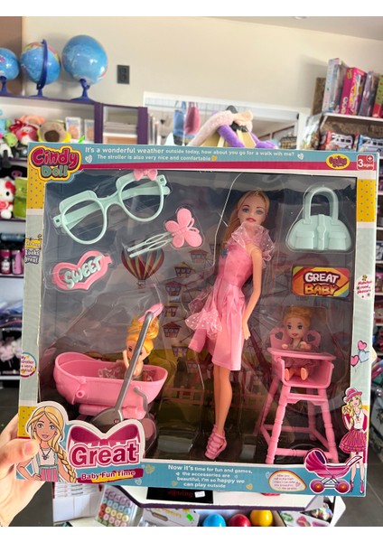 Cindy Doll Pusetli ve Mama Sandalyeli Bebek