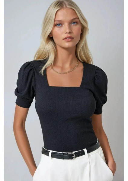 Kadın Siyah Kare Yaka Örme Bluz HZL22W-BD104091