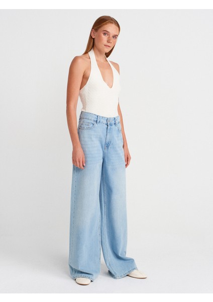 10799 Halter V Yaka Dokulu Triko Bluz-Ekru fırsatları