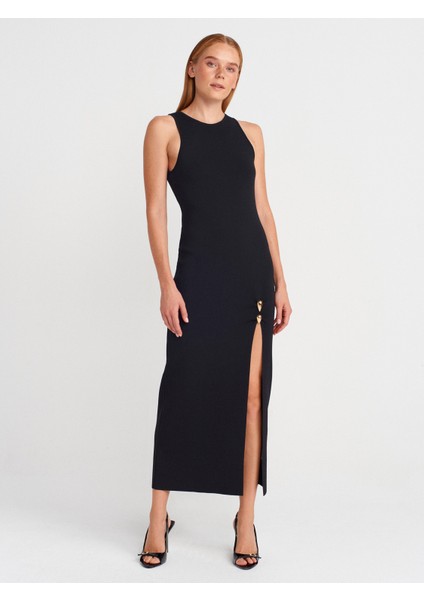 90255 Aksesuar Detaylı Yırtmaçlı Triko Elbise-Siyah