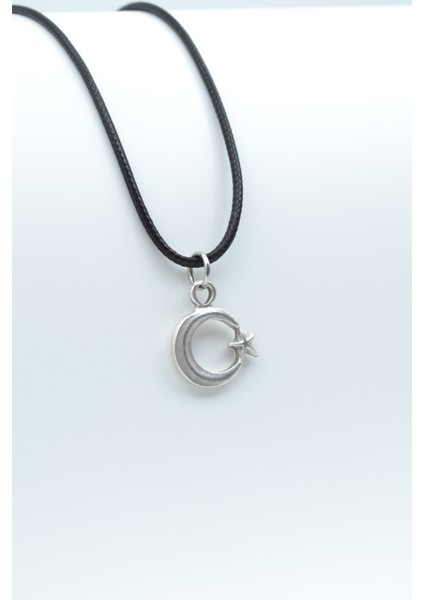 Minimal Ay Yıldız Gümüş Kaplama Deri İp Kolye