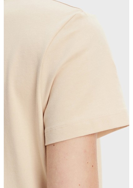 Briana Pamuklu Relaxed Fit Taşlı Logolu T Shirt V3BI11J1314 Bayan T Shirt V3BI11 J1314 A90F indirimleri