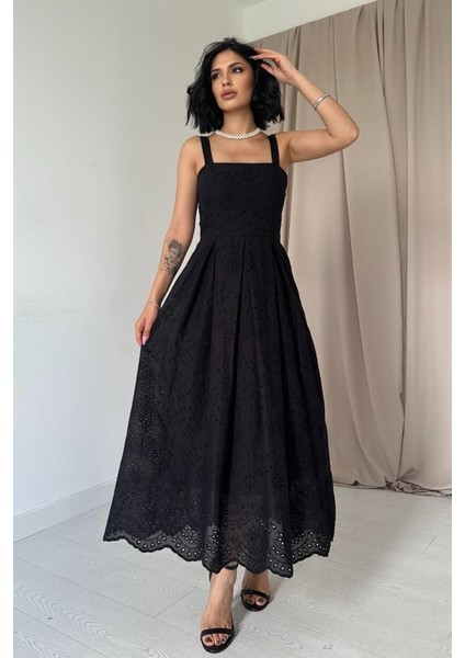 Siyah Askılı Aparatlı Brode Elbise