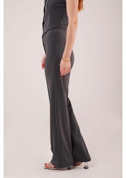 Ön Dikiş Detaylı Tek Düğme Gri Pantolon fırsatları