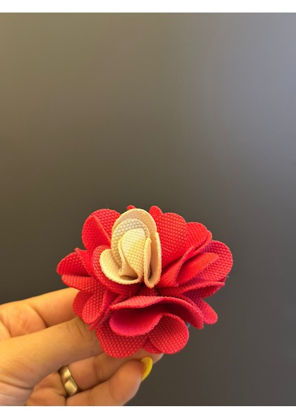 2 Renkli Kabartma Çiçek Kadın Broş Yaka Türban Iğnesi 7x7 cm modelleri