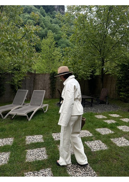 Belden Bağlamalı Denim Takım Oversize Ceket ve Pantolon fırsatları