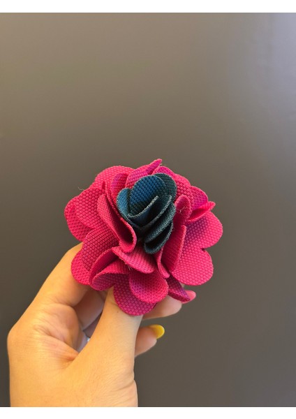 2 Renkli Kabartma Çiçek Kadın Broş Yaka Türban Iğnesi 7x7 cm