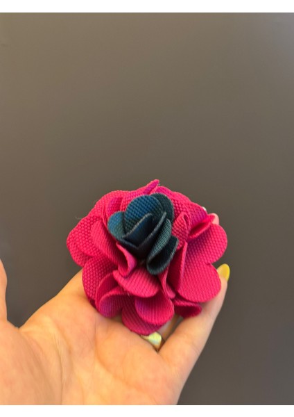 2 Renkli Kabartma Çiçek Kadın Broş Yaka Türban Iğnesi 7x7 cm modelleri