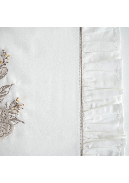 Vanya Çift Kişilik Nevresim Takımı %100 Organik Pamuk Saten Aplike Nakışlı Krem 200X220 cm fırsatları