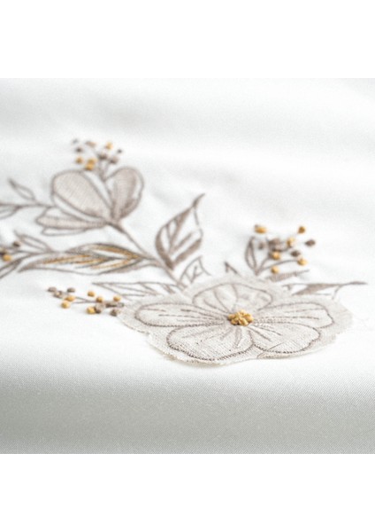 Vanya Çift Kişilik Nevresim Takımı %100 Organik Pamuk Saten Aplike Nakışlı Krem 200X220 cm indirimleri