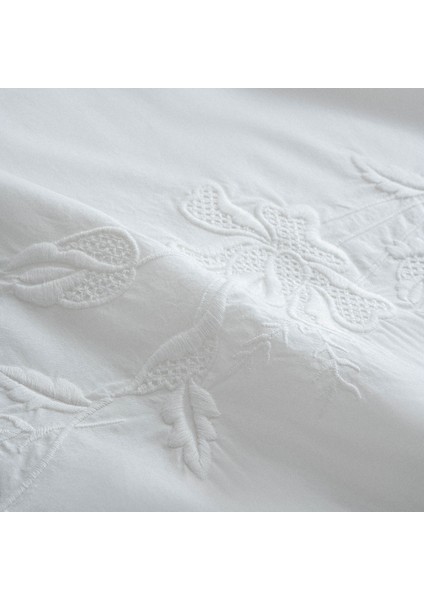 Paye Çift Kişilik Nevresim Takımı %100 Organik Pamuk Percal Nakışlı Dantelli Krem 200X220 cm