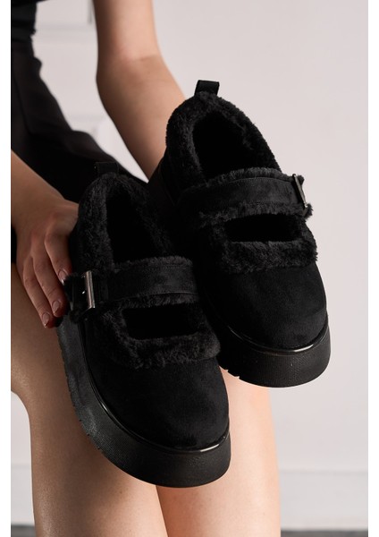 Günlük Kadın Babet Süet Kalın Tırtıklı Taban Kemer Detaylı Oval Burunlu Ayarlanabilir Tokalı 500H modelleri