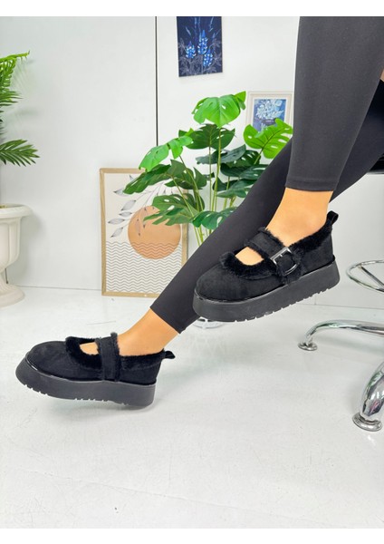 Günlük Kadın Babet Süet Kalın Tırtıklı Taban Kemer Detaylı Oval Burunlu Ayarlanabilir Tokalı 500H