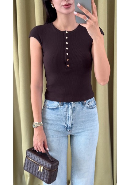 Gold Düğmeli T Kol Basic Acı Kahve Triko fiyatları