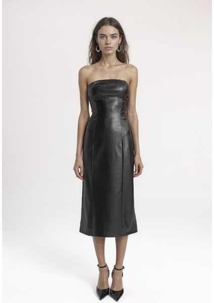 Bodycon Vücudu Saran Straplez Basic Düz Yırtmaçlı Suni Deri Midi Elbise C2284AX24SP indirimleri