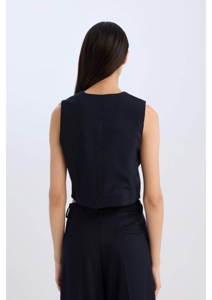 V Yaka Çizgili Düğmeli Blazer Yelek C2027AX24AU