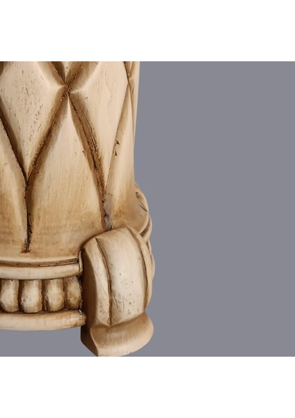 Molde Desenli Krem Abajur modelleri