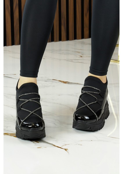 Mevira Siyah Rugan Streç Gümüş Zincirli Gizli Dolgu Topuklu Günlük Ayakkabı modelleri