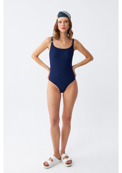 Kadın Lacivert Metal Aksesuarlı Ince Askılı Tek Parça Mayo fiyatları