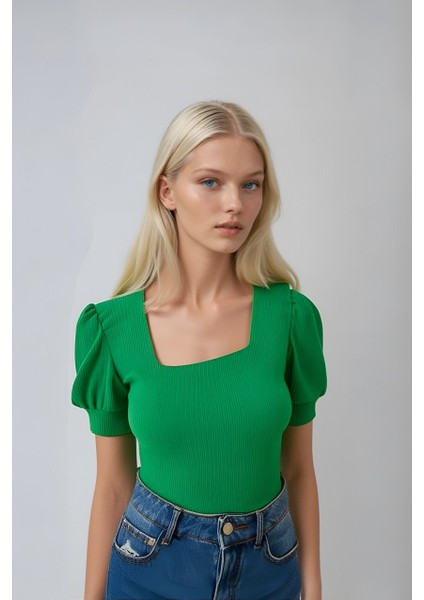 Kadın Yeşil Kare Yaka Örme Bluz HZL22W-BD104091