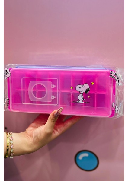 Snoopy Lisanslı Vintage Serisi 16 Bölmeli Buz Kalıbı (2 Adet) fiyatları