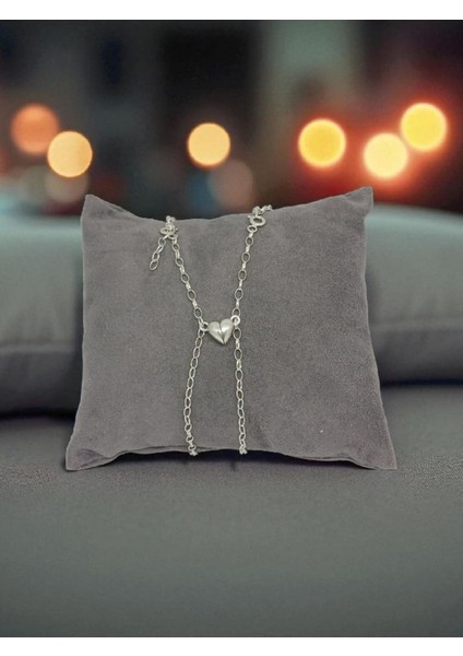 Gümüş Mıknatıslı Yarım Kalp Çift Bileklik – Romantik, Ayarlanabilir, 3,72 Gram modelleri