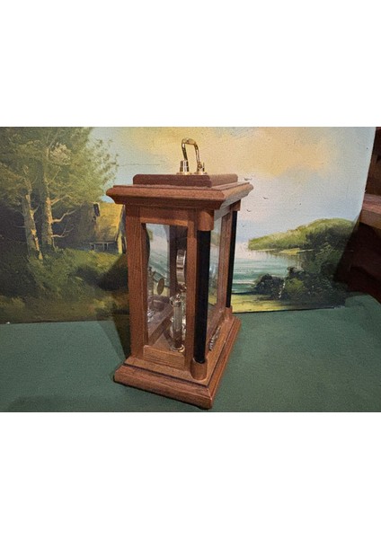 Kulp Hariç 26 cm 19,5 cm 12,5 cm Ölçülerinde Ahşap Kasalı Saat