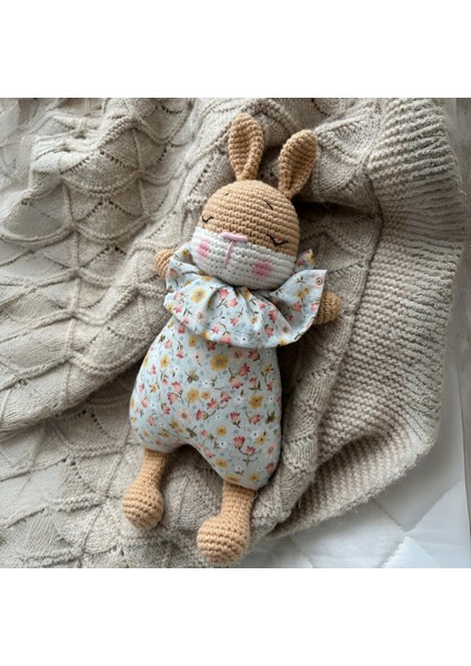 Amigurumi Örgü Bebek Çocuk Oyun ve Uyku Arkadaşı Tavşan Lui