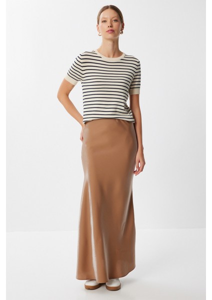 Işıltılı Saten Yüzeyli Uzun Etek LFH0012 Taba