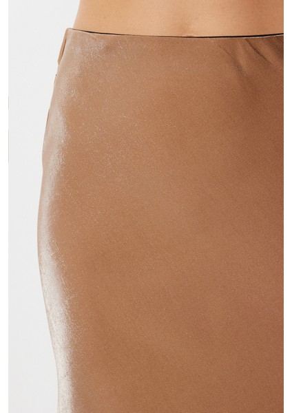 Işıltılı Saten Yüzeyli Uzun Etek LFH0012 Taba indirimleri