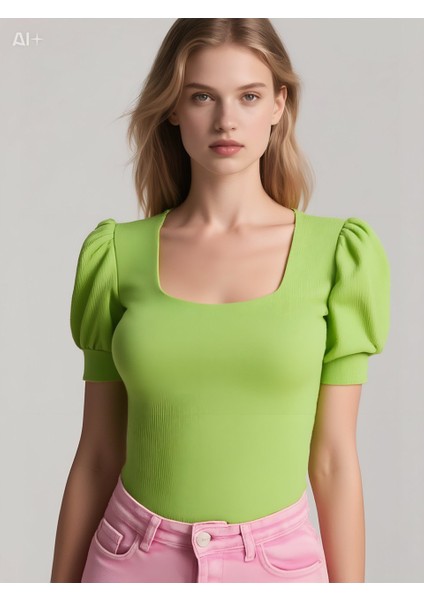 Kadın Fıstık Yeşili Kare Yaka Örme Bluz HZL22W-BD104091