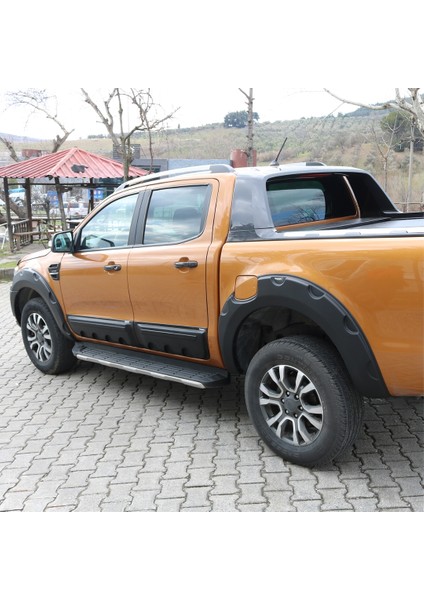 Ford Ranger Dodik Kapı Seti (4 Parça) | 2019-2022 Arası fiyatları