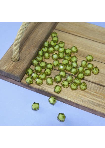 10 mm Yeşil Içi Boncuklu Akrilik Küp Model Kübik Boncuk Takı Çanta Yapım Boncuğu (500GR , ~1100 Adet)