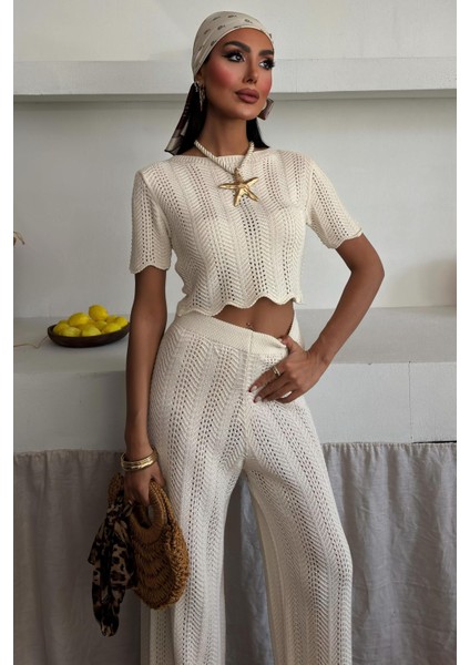Kadın Ekru Örme Akıllı Triko Ikili Takım fırsatları