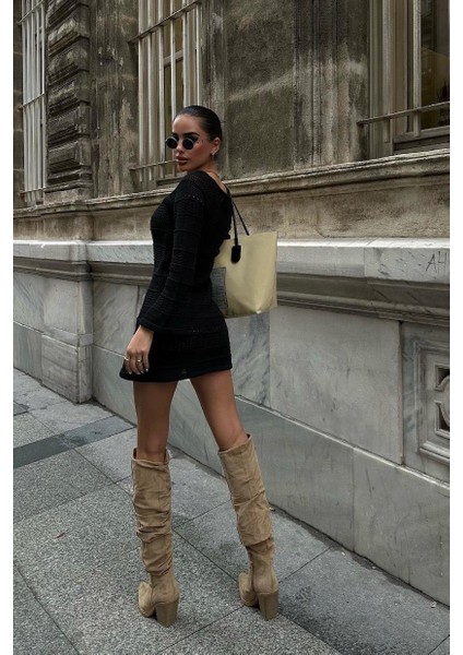 Kadın Siyah Triko Kayık Yaka Uzun Kollu Mini Elbise fırsatları