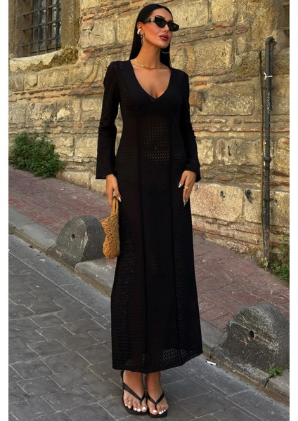 Kadın Siyah Örme Uzun V Yaka Elbise