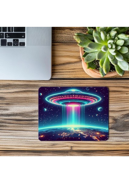 Sci-Fi Tarzı Işıklı Ufo Mousepad - 19X23 cm 2 mm Dikdörtgen Ithal Baskılı Mouse Pad modelleri