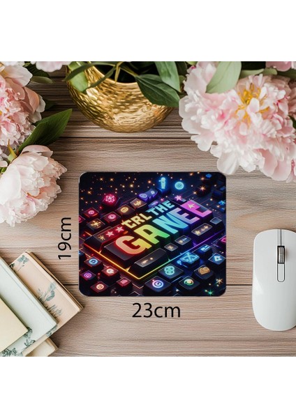 Gamer Komutu Elinde Mousepad – Renkli - 19X23 cm 2 mm Dikdörtgen Ithal Baskılı Mouse Pad