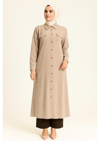 2077 Gömlek Yaka Önü Boydan Düğmeli Yanları Yırtmaç Detaylı Beli Bağlamalı Önü Cep Görünümlü Uzun Tunik #05-25#