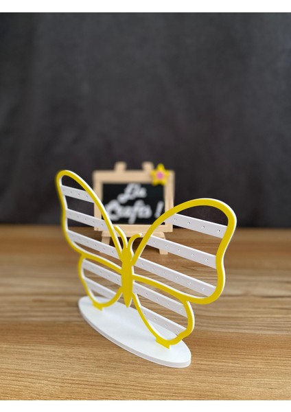 3D Kelebek Formlu Küpe Standı – Dekoratif Takı ve Aksesuar Düzenleyici, Masaüstü Organizer fırsatları