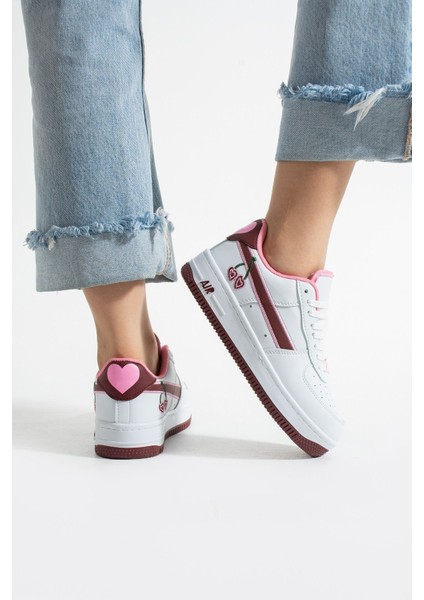 Kiraz Detaylı Pembe Beyaz Sneaker – Kadın Spor Ayakkabı fırsatları