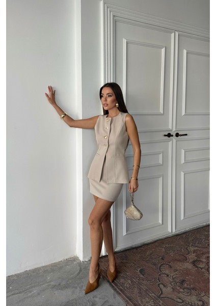 Mottisfashion Klasik Gold Düğmeli Yelek - Kısa Etek Takım - Bej fiyatları